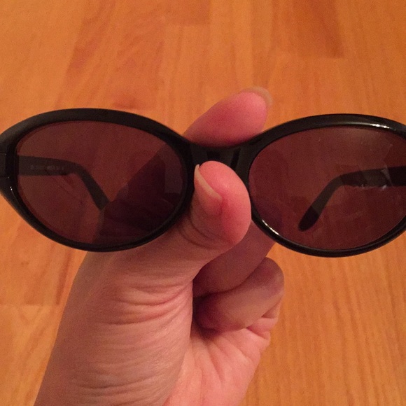 Gucci Black Sunnies main image 6